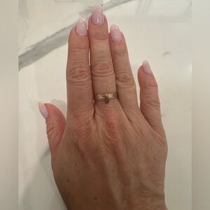 Vintage solid 14k ring with dangle heart charm